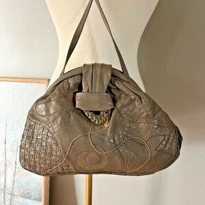 Vintage 1980s Rare Leather Patchwork Quilted Shoulder Purse Lyrella taupe‎